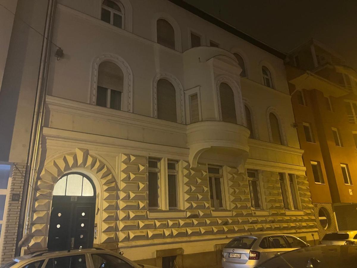 Rising Sun Hill Apartment بودابست المظهر الخارجي الصورة
